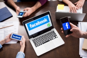 Wat is het technische aspect van Facebook Ads?